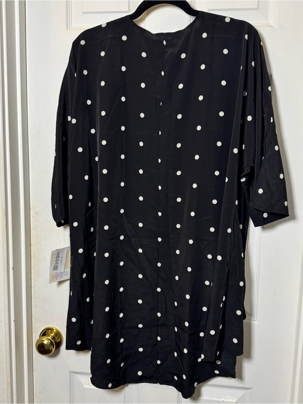 LuLaRoe Black and White Polka Dot Kimono cardigan Lindsay - Picture 3 of 3